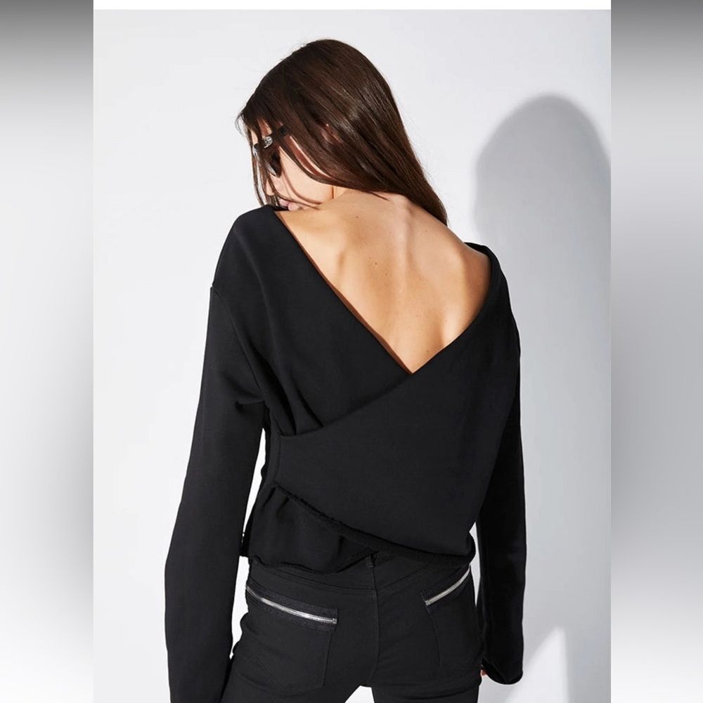 RtA Ruth top v open back. Made in USA Japanese fabric. Size XS